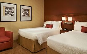 Courtyard By Marriott Indianapolis Castleton